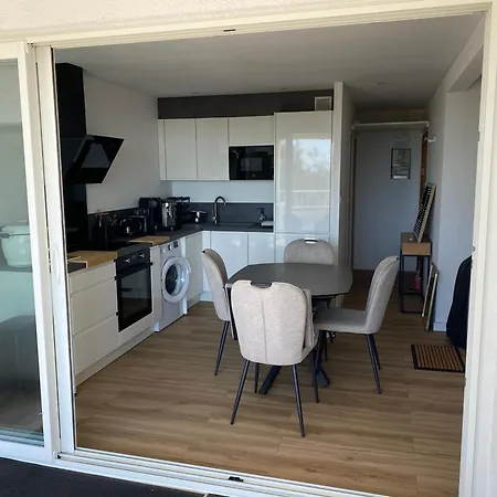 Appartement Cap D'agde 40m2 Face A La *