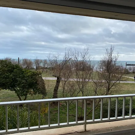 Appartement Cap D'agde 40m2 Face A La Agde